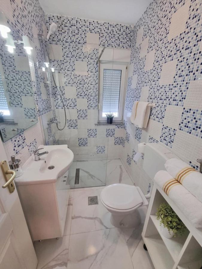 Apartments Paklenica Starigrad Paklenica Bagian luar foto
