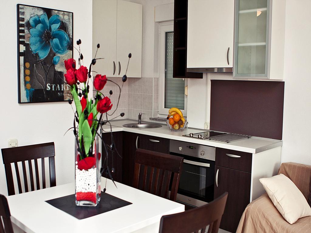 Apartments Paklenica Starigrad Paklenica Bagian luar foto